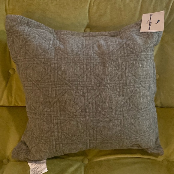 Tommy Bahama Pillow Green - Picture 1 of 6